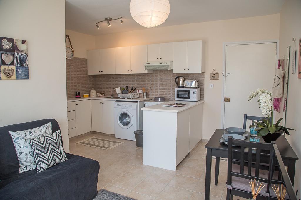 Paphos Love Hut Apartment Экстерьер фото